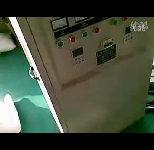 力矩色色女网吹膜機（jī）